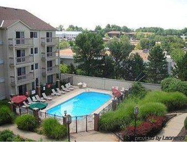 Days Inn By Wyndham St. Louis/Westport Mo Maryland Heights Eksteriør billede